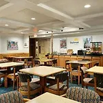 Days Inn By Wyndham West Des Moines 